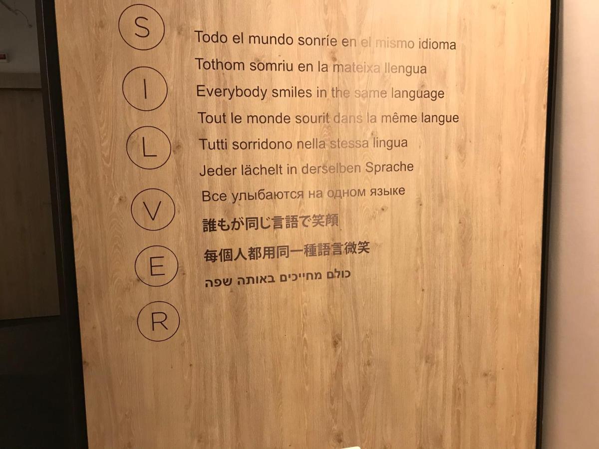 Aparthotel Silver Barcelona Eksteriør billede