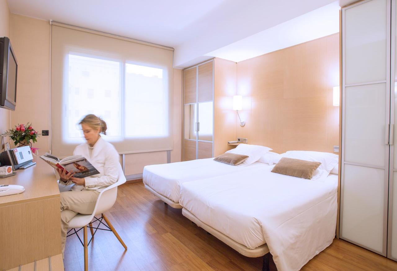 Aparthotel Silver Barcelona Eksteriør billede